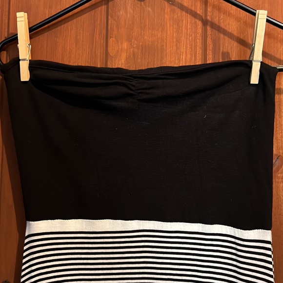 Hurley Strapless Dress - Picture 2 of 4